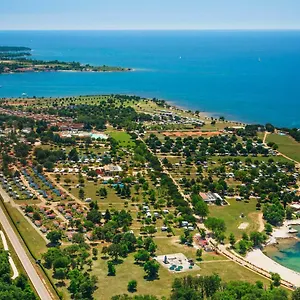 Happy Camp Mobile Homes In Park Umag Feriepark Karigador